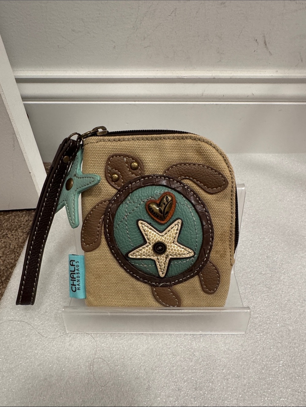 Chala sea turtle applique wristlet wallet with star charm
